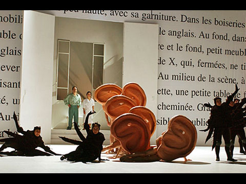 A FLEA IN HER EAR, Théâtre National de la Colline et TNB Rennes, 2003