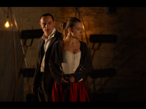 PLATONOV, Cour d'Honneur du Palais des Papes, 2002