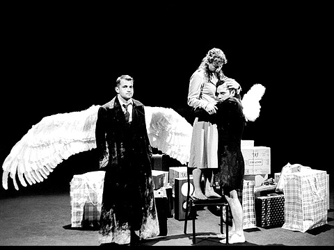 VIOLENCES, Th&eacute;&acirc;tre National de la Colline, 2001