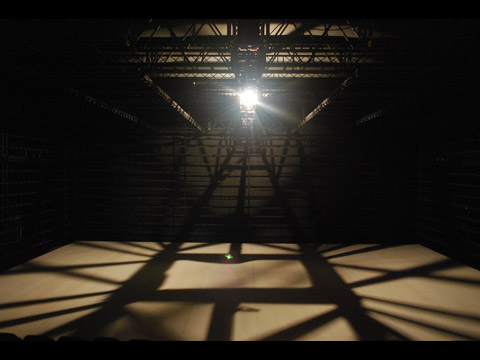 DAS SYSTEM, Mettre en scène TNB Rennes, 2008.12