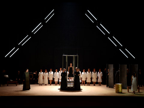 LA VESTALE, THEATRE DES CHAMPS ELYSEE, 2013.10